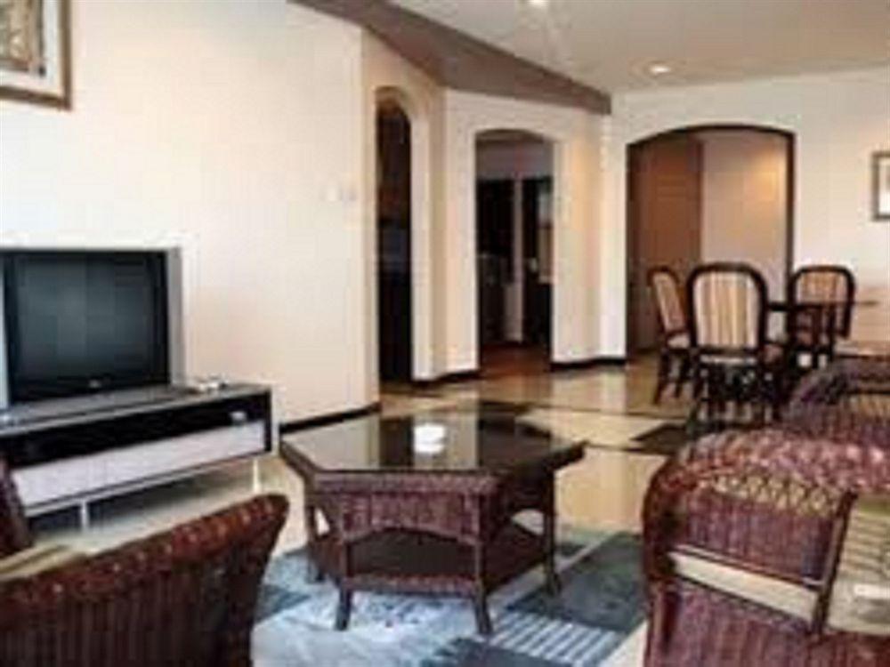 קוטה קינבלו Likas Square Apartment Hotel מראה חיצוני תמונה