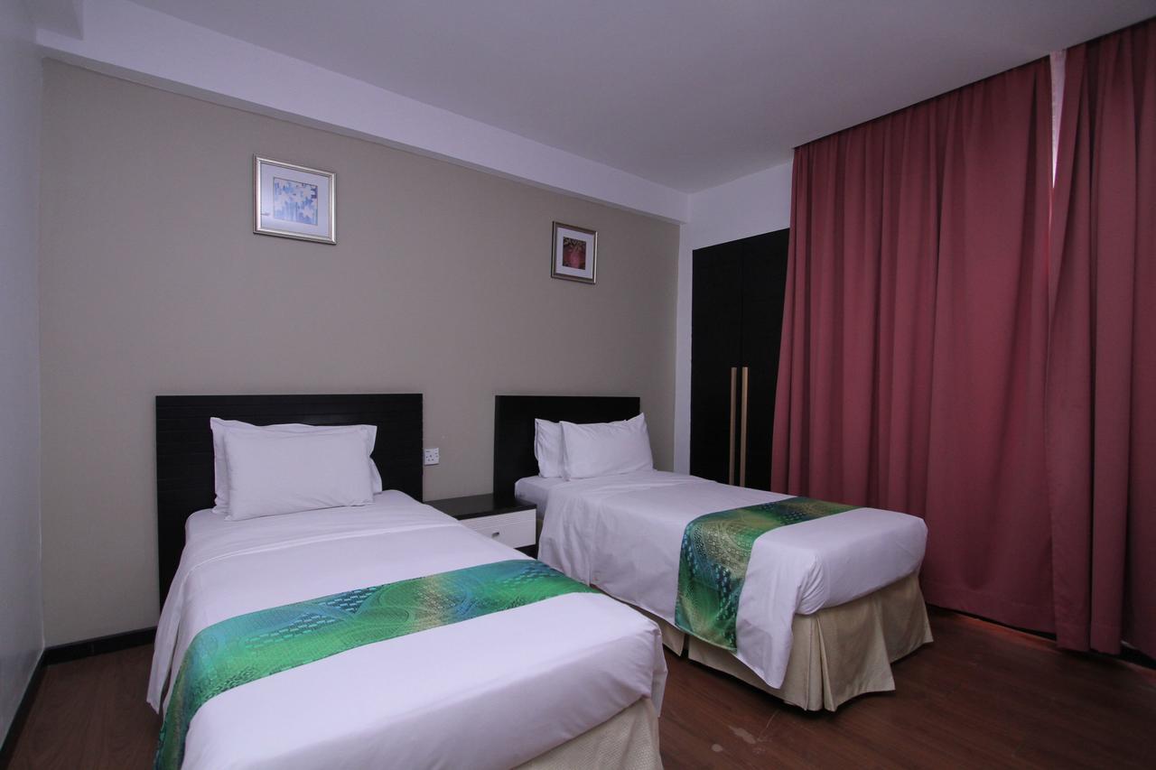 קוטה קינבלו Likas Square Apartment Hotel מראה חיצוני תמונה