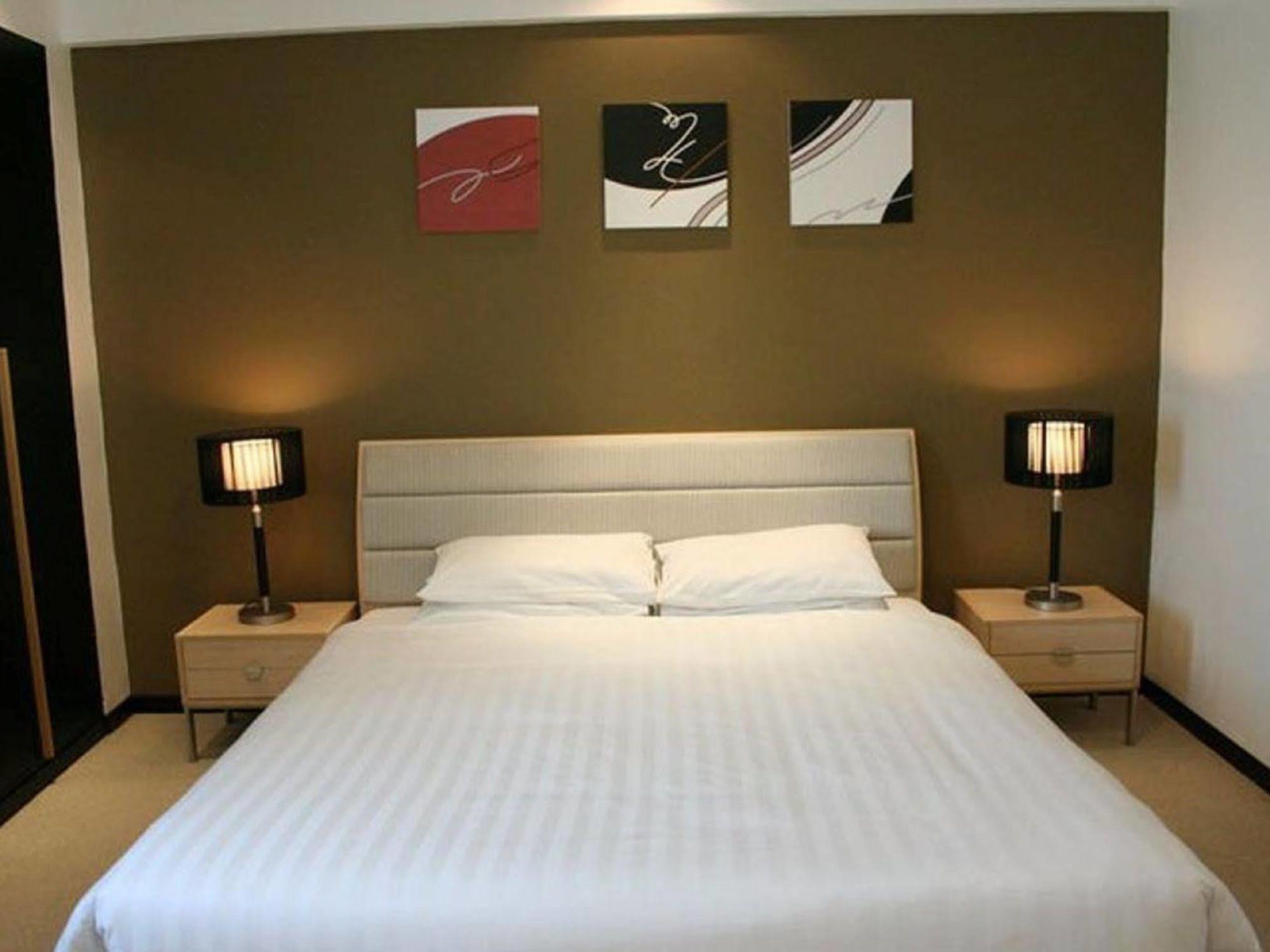 קוטה קינבלו Likas Square Apartment Hotel מראה חיצוני תמונה