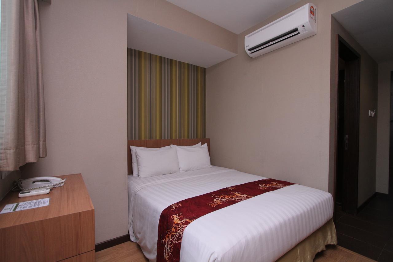 קוטה קינבלו Likas Square Apartment Hotel מראה חיצוני תמונה